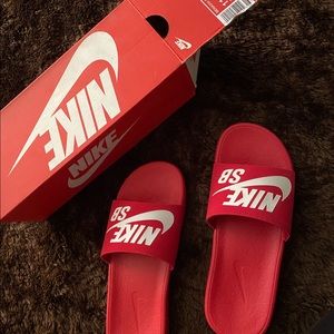 COPY - Nike Sb slides